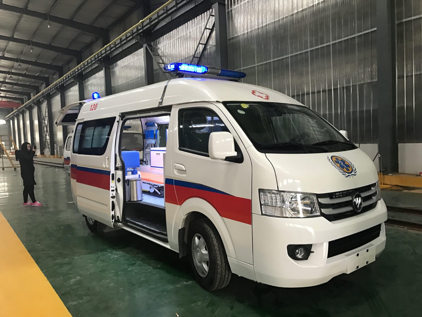 英山县救护车转院